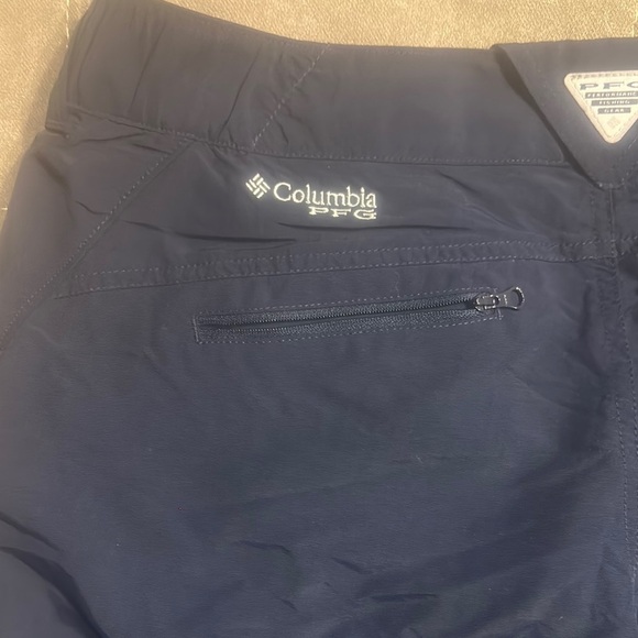 Columbia Blue Athletic Shorts Lightweight Quick-Drying - Picture 5 of 5